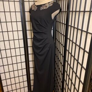 Adrianna Papell Black Ruched Maxi Gown